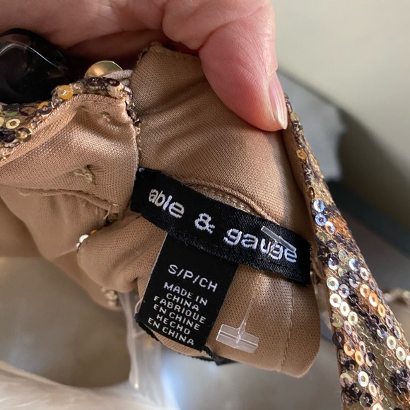 Women’s NWT Cable & Gauge Sequined Animal Print Dress Top - Picture 5 of 16